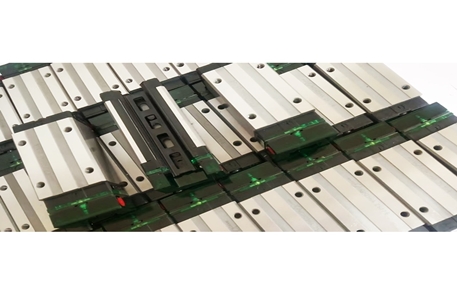 Novo Produto | Guia Linear com Cartucho de Óleo